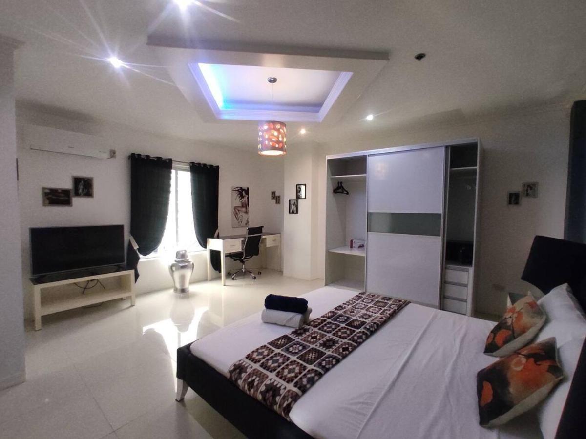 2Br Condo At Kandi Tower 2 Angeles Exteriér fotografie